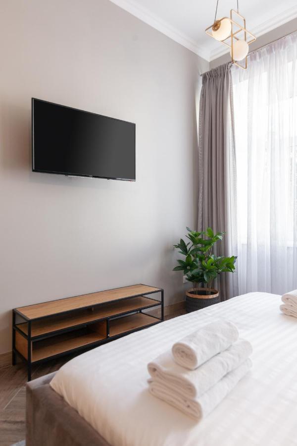 Avangard Saint Teodora III Apart Lviv Extérieur photo