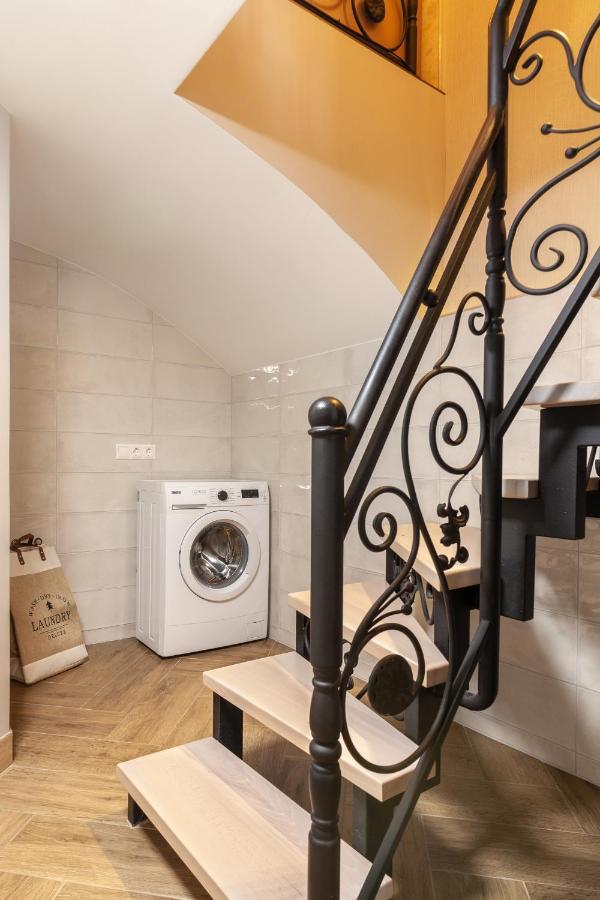 Avangard Saint Teodora III Apart Lviv Extérieur photo